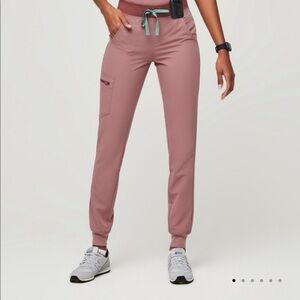 Figs High Waisted Zamora 2.0J ogger Mineral Pink Mauve Scrub Pants Size XSPetite